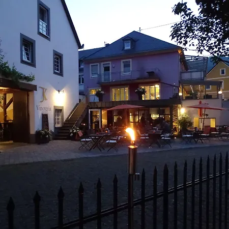 Karolingerhof 호텔 4*