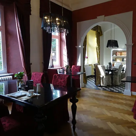 Hotel Karolingerhof