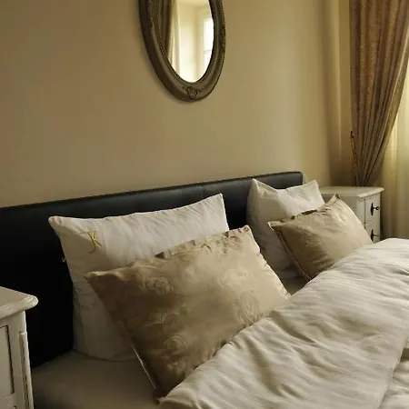 Hotel Karolingerhof