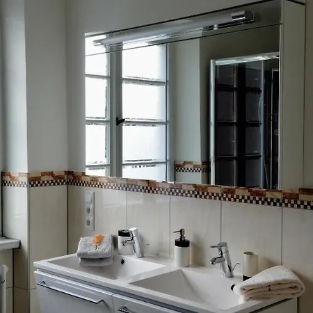 Karolingerhof 호텔 4*