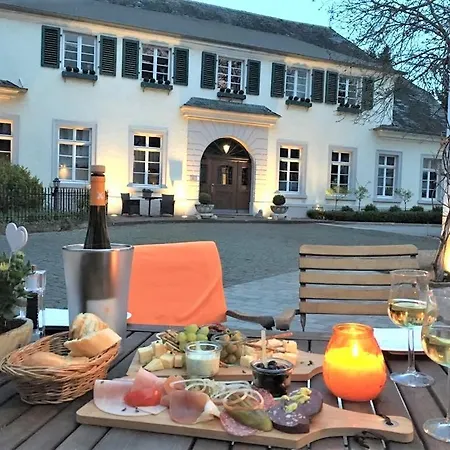 Karolingerhof 4* Kröv