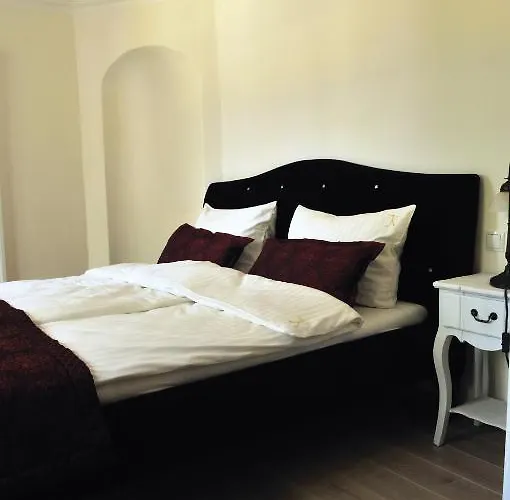 Karolingerhof 4* Kröv