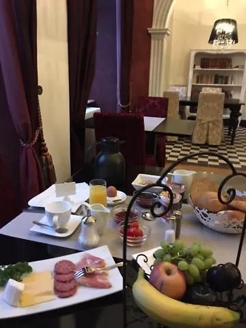 Karolingerhof Hotell